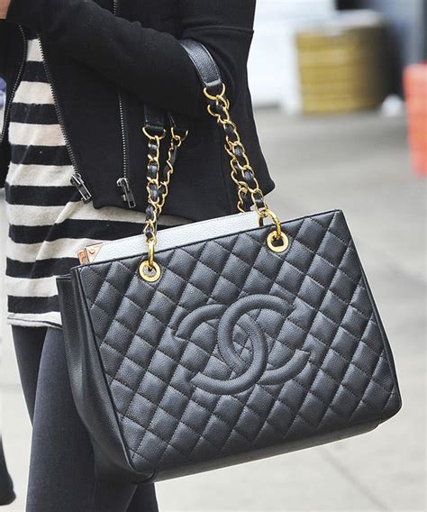 CHANEL Caviar Grand Shopping Tote GST Black.